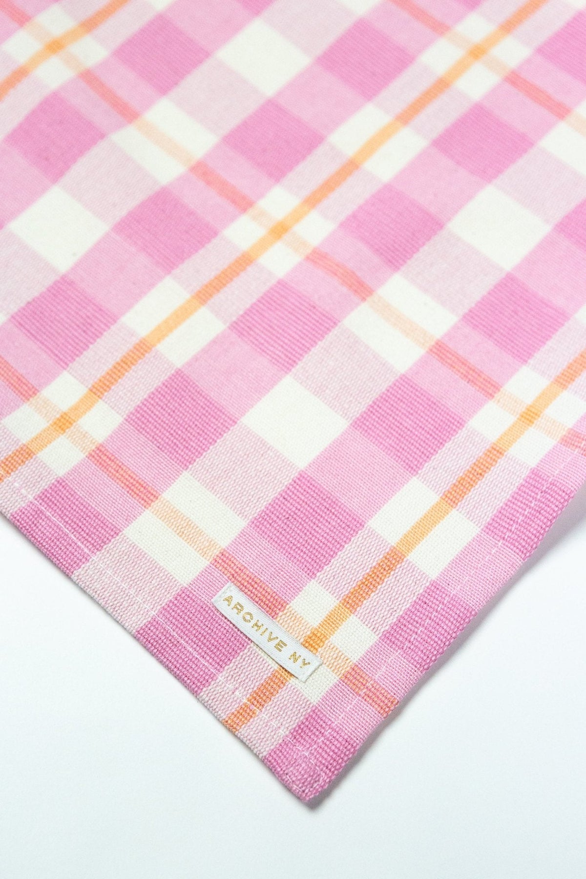 Abigail Plaid Dinner Napkin in Bubblegum